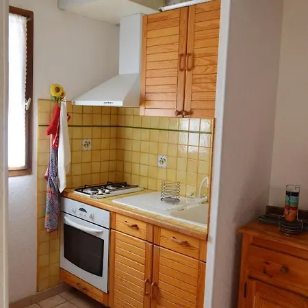 Maison Charmante A Avec Piscine Partagee *