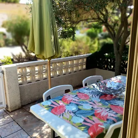 Maison Charmante à Avec Piscine Partagée Casa vacanze *