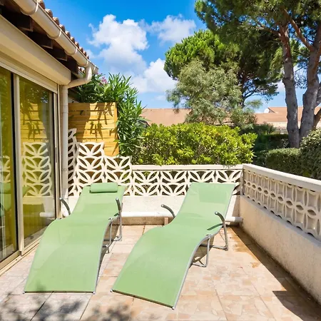 Maison Charmante à Avec Piscine Partagée *