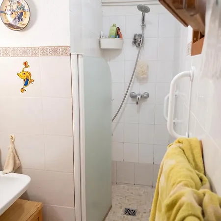 Dom wakacyjny Maison Charmante A Avec Piscine Partagee Gruissan