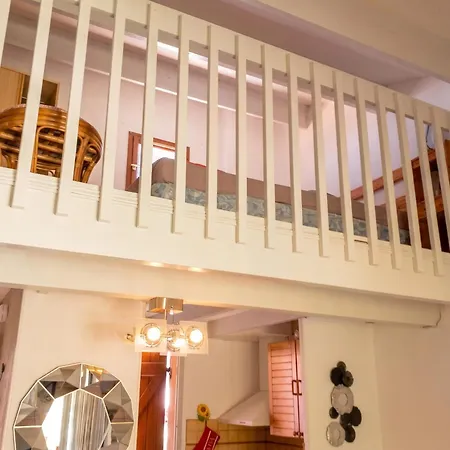 Maison Charmante à Avec Piscine Partagée Gruissan