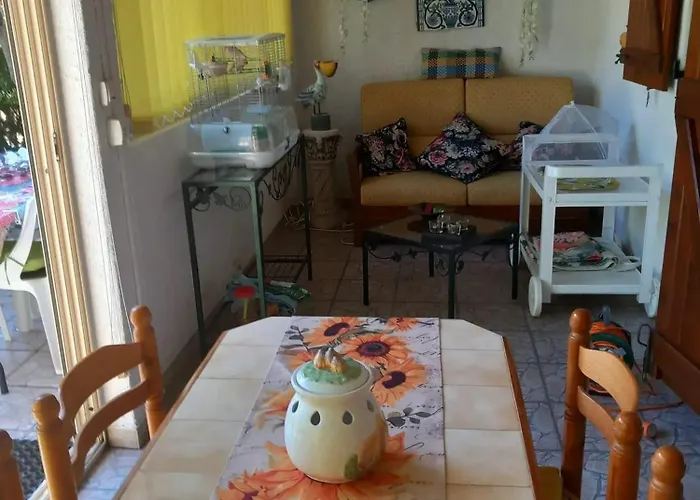 Maison Charmante A Avec Piscine Partagee Gruissan